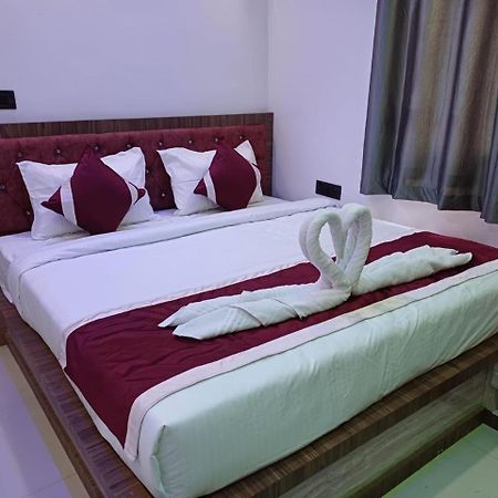 Hotel Shri Sai International, Sitamarhi Dumra Eksteriør bilde